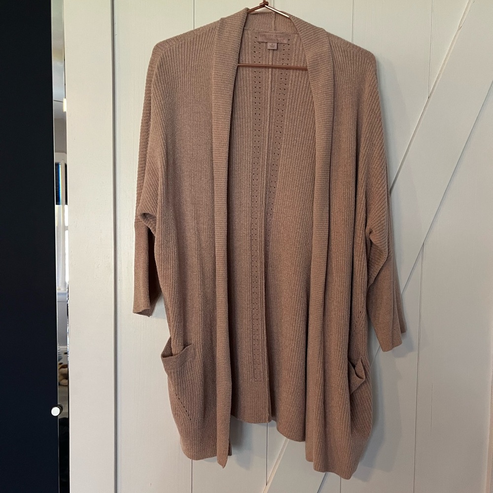 Barefoot Dreams Women's small blush color  Open Front Sweater.Comfy & stylish! 🌸